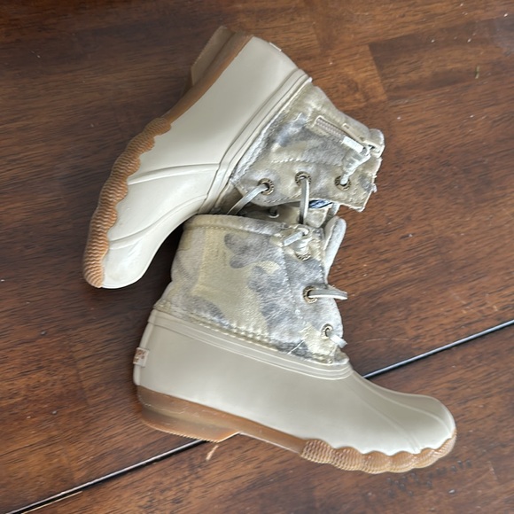 Sperry duck boots toddler size 10 - Picture 3 of 10
